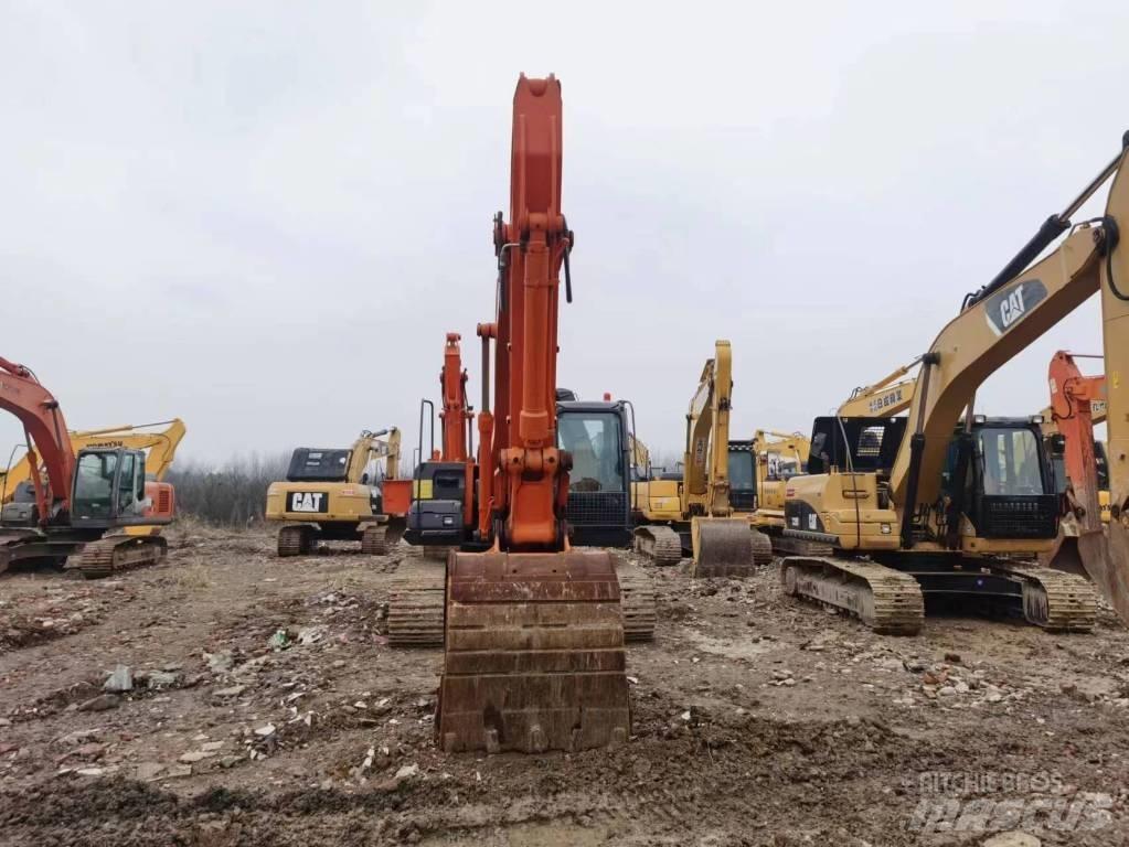 Hitachi ZX 250 Bageri gusjeničari