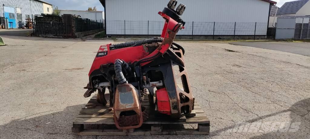 Komatsu 365.1 Glave za kombajne