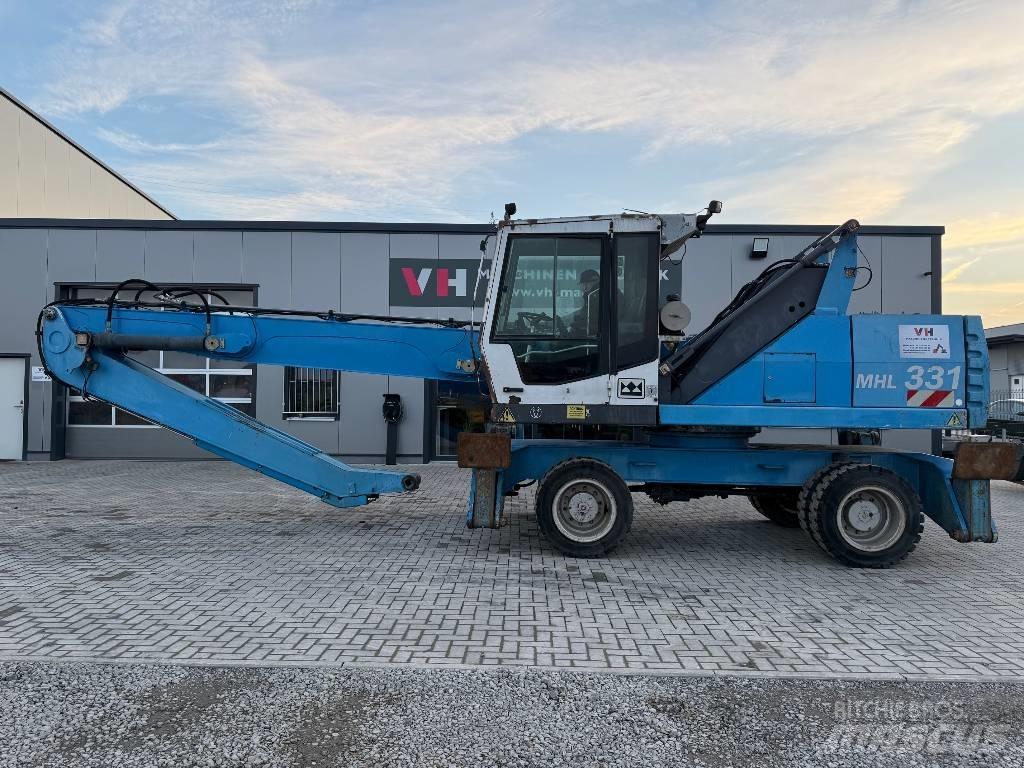 Fuchs MHL 331 Bageri za manipuliranje materijalom / otpadom