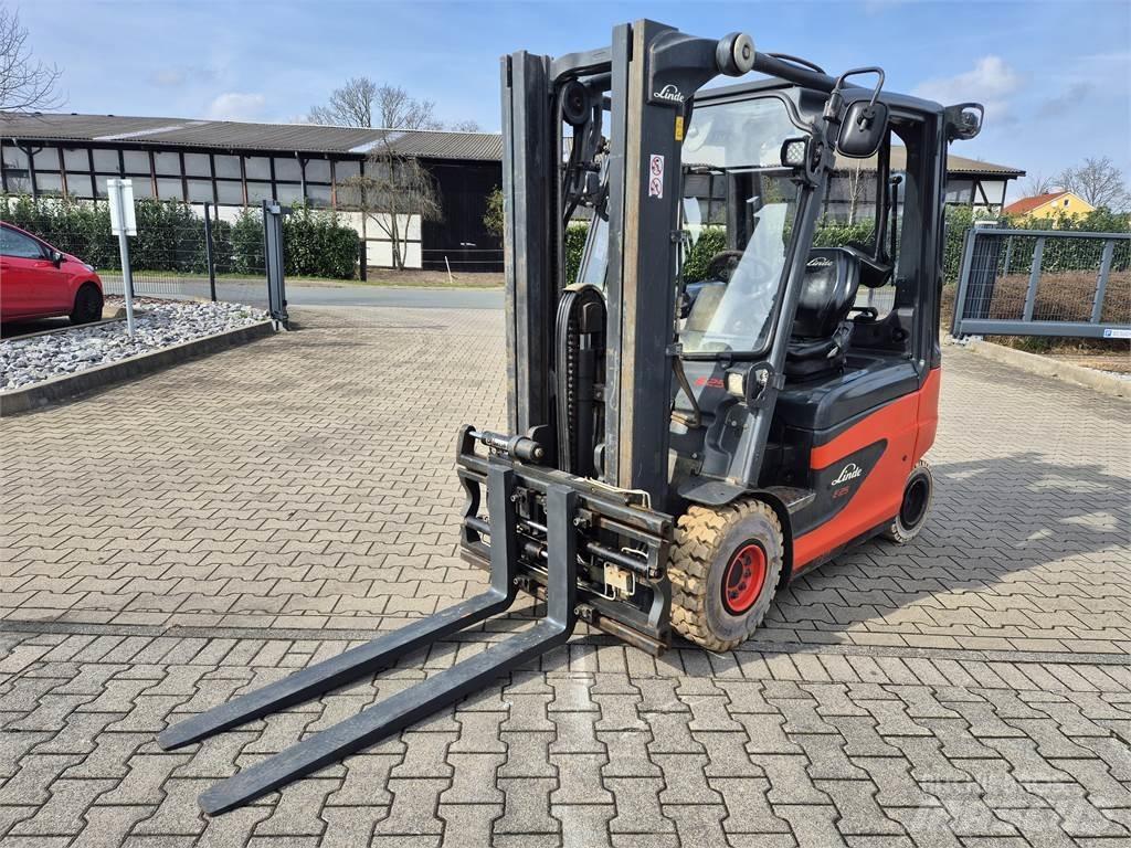 Linde E25 Električni viličari