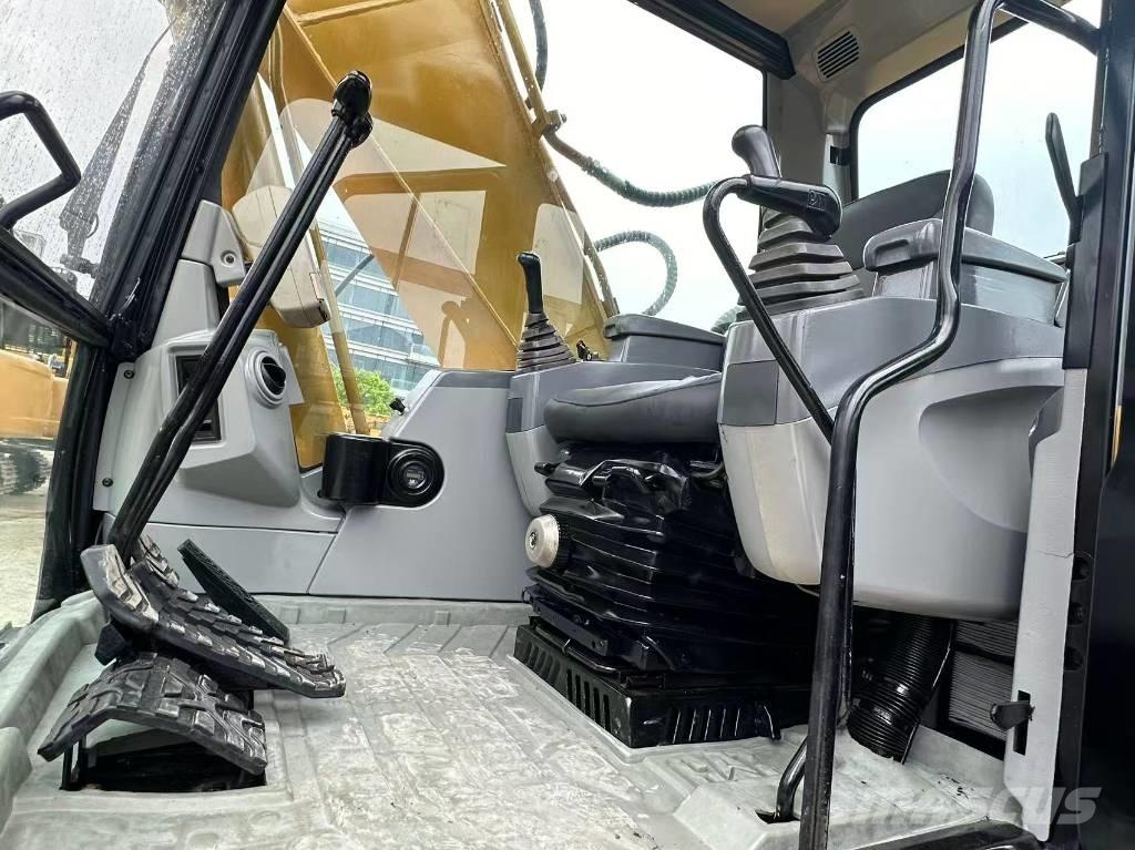 CAT 320 C L Bageri gusjeničari