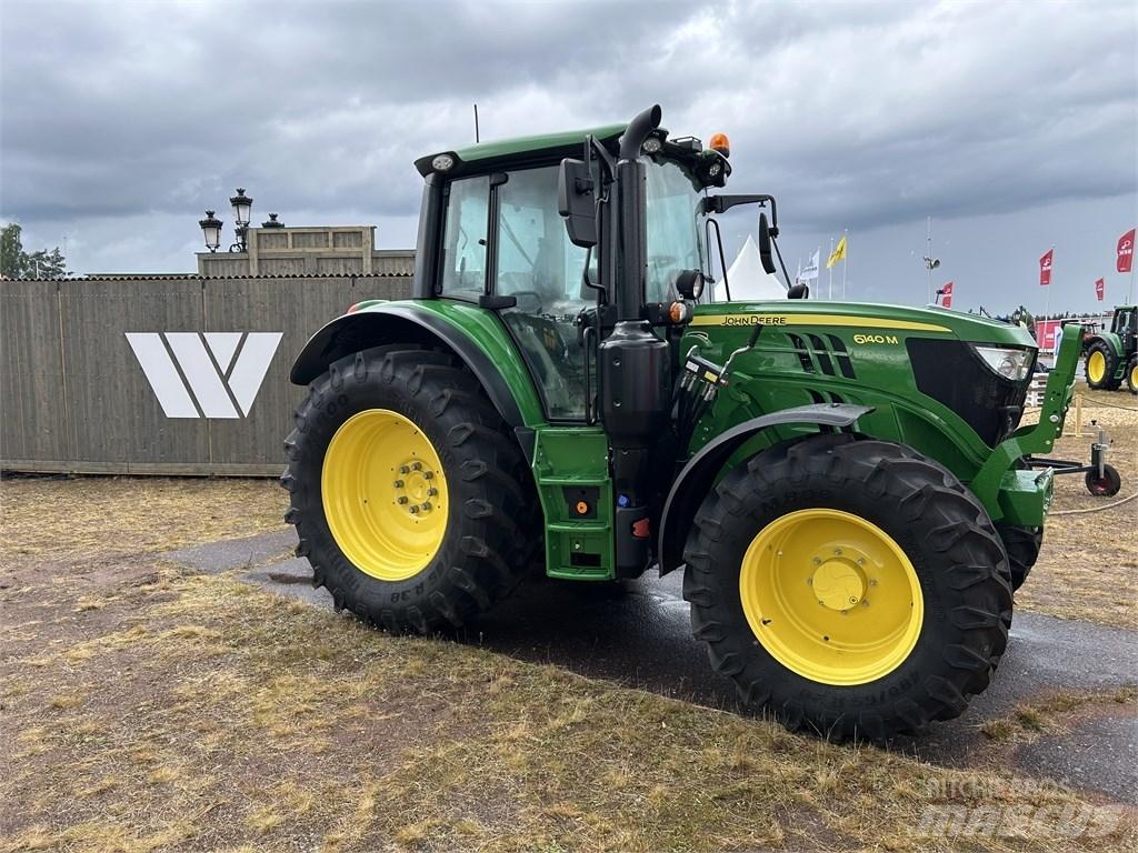 John Deere 6140 M Traktori