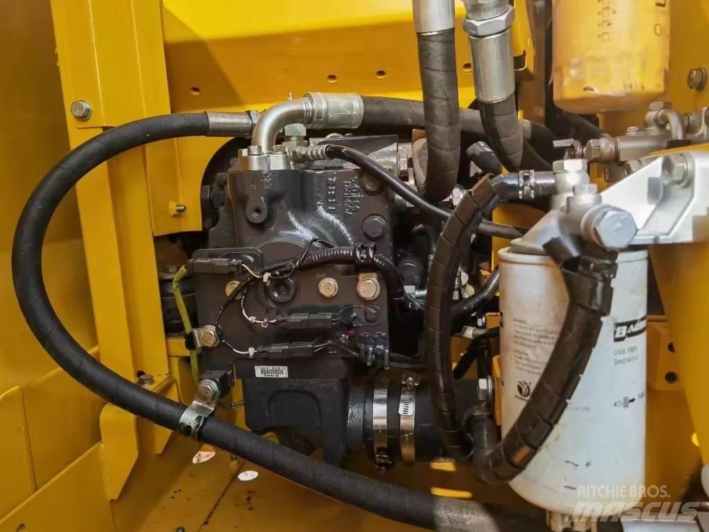Komatsu PC 110 Bageri gusjeničari