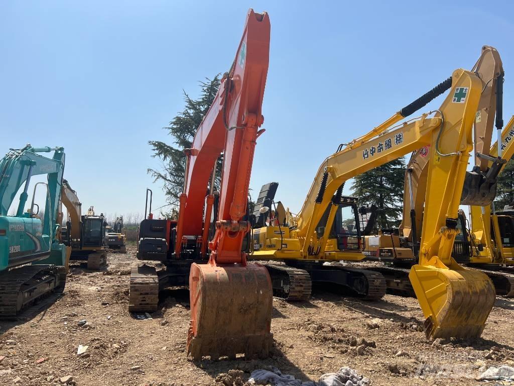 Hitachi ZX 240-3 Bageri gusjeničari