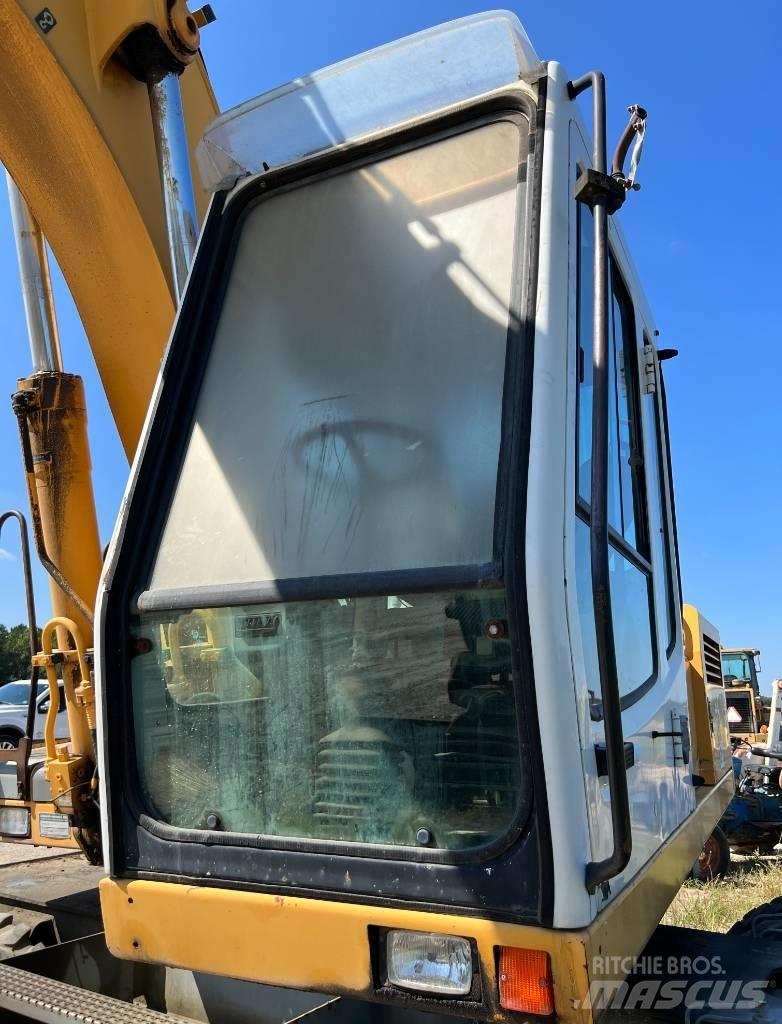 Liebherr A 904 Bageri na kotačima