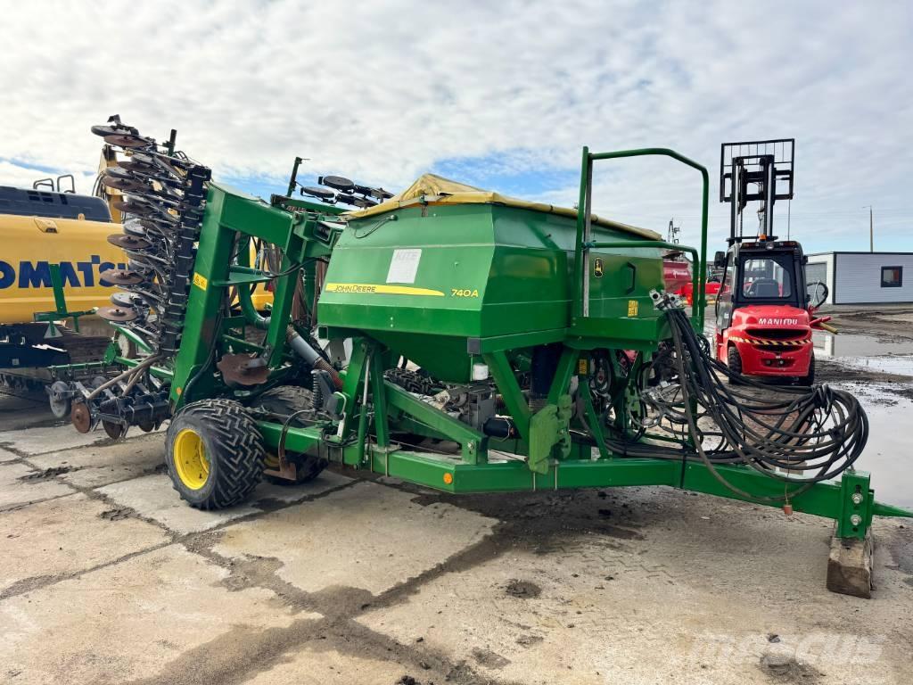  Jhon deere 740A Sijačice