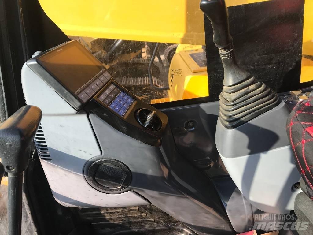 Komatsu PC 450 LC-8 Bageri gusjeničari