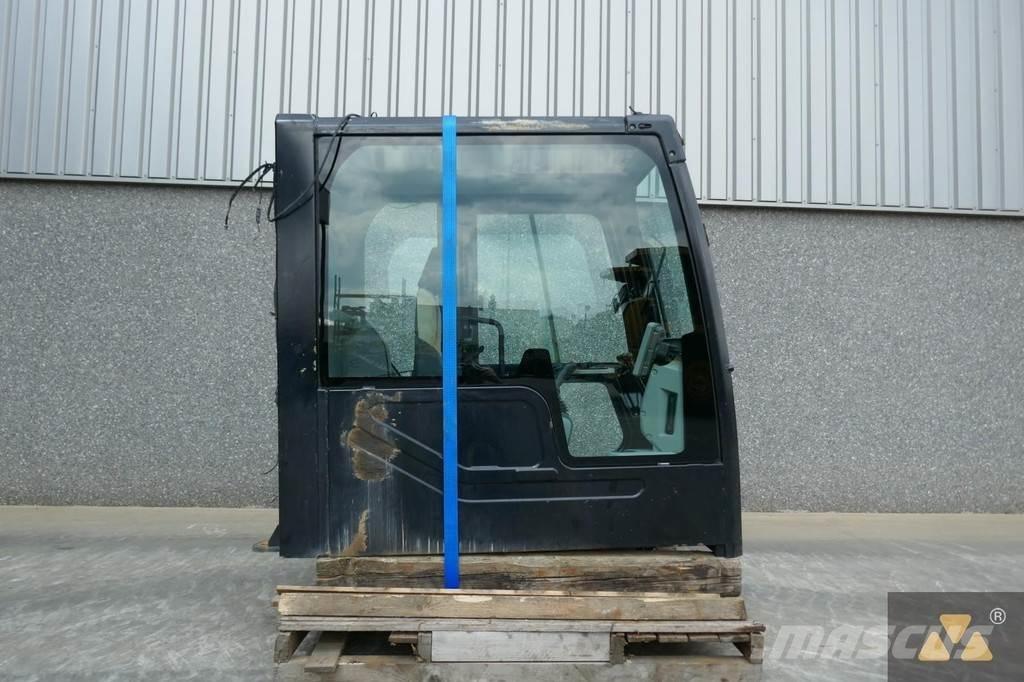 CAT 352F Cab Kabine i unutrašnjost