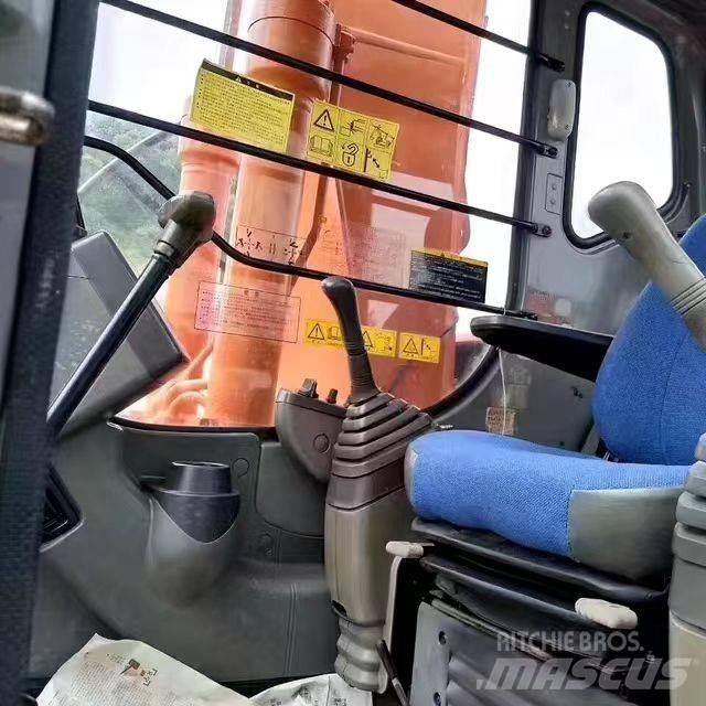Hitachi EX 120 Bageri gusjeničari