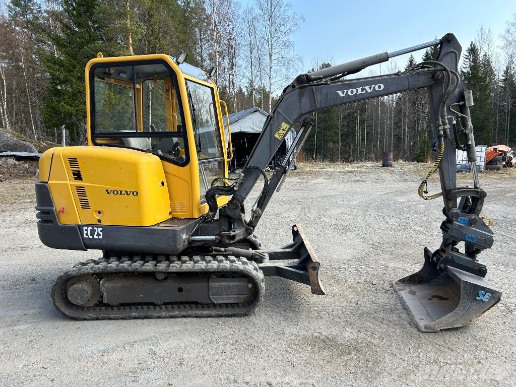 Volvo EC 25 Mini bageri <7t