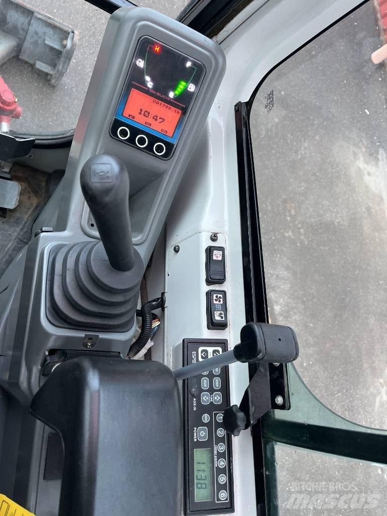 Takeuchi TB 216 Mini bageri <7t