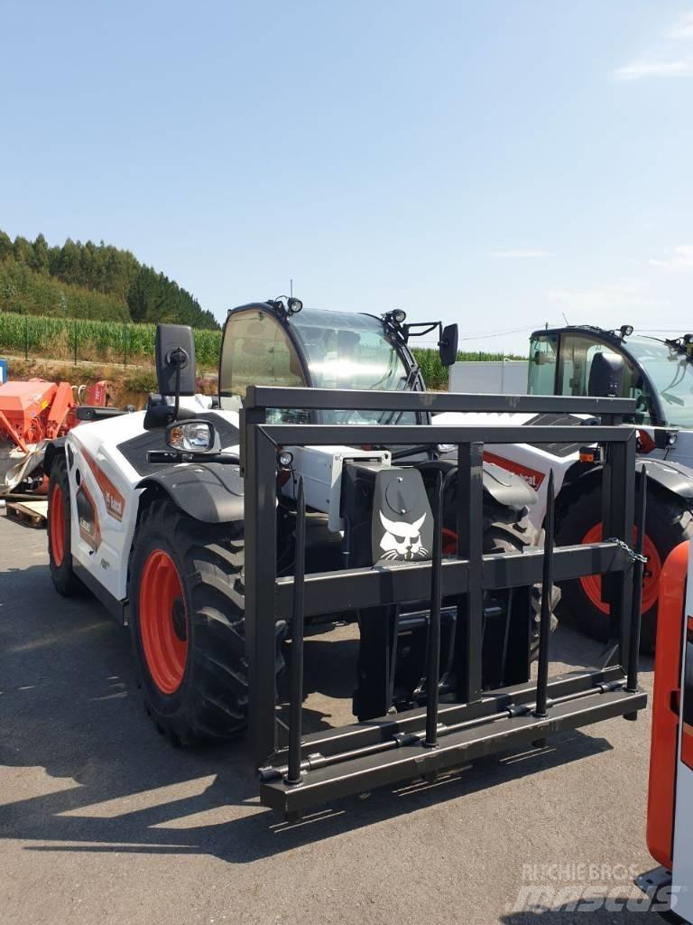 Bobcat TL30.60 Poljoprivredni teleskopski utovarivači