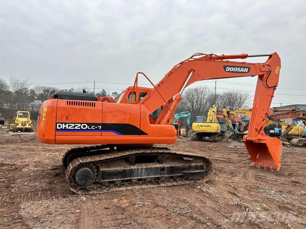 Doosan DH220-7 Bageri gusjeničari