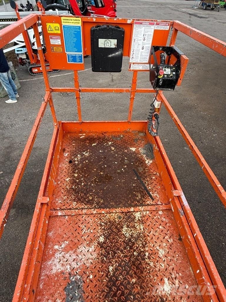 JLG 10 RS Škaraste platforme