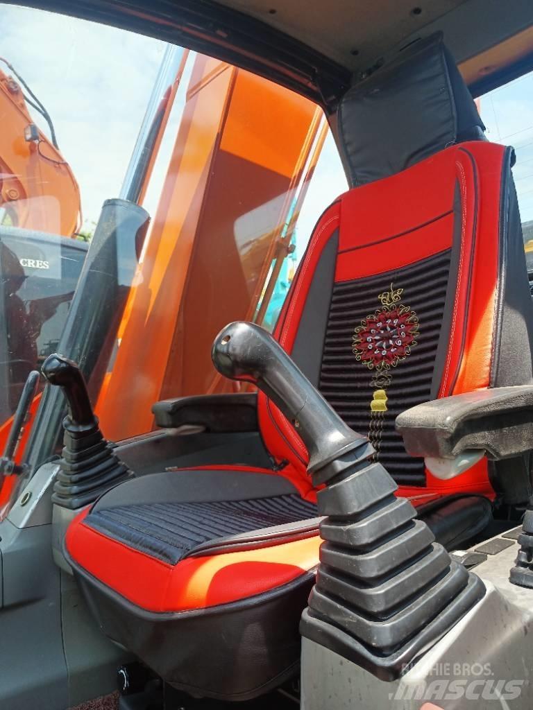 Doosan DX 75 Bageri gusjeničari