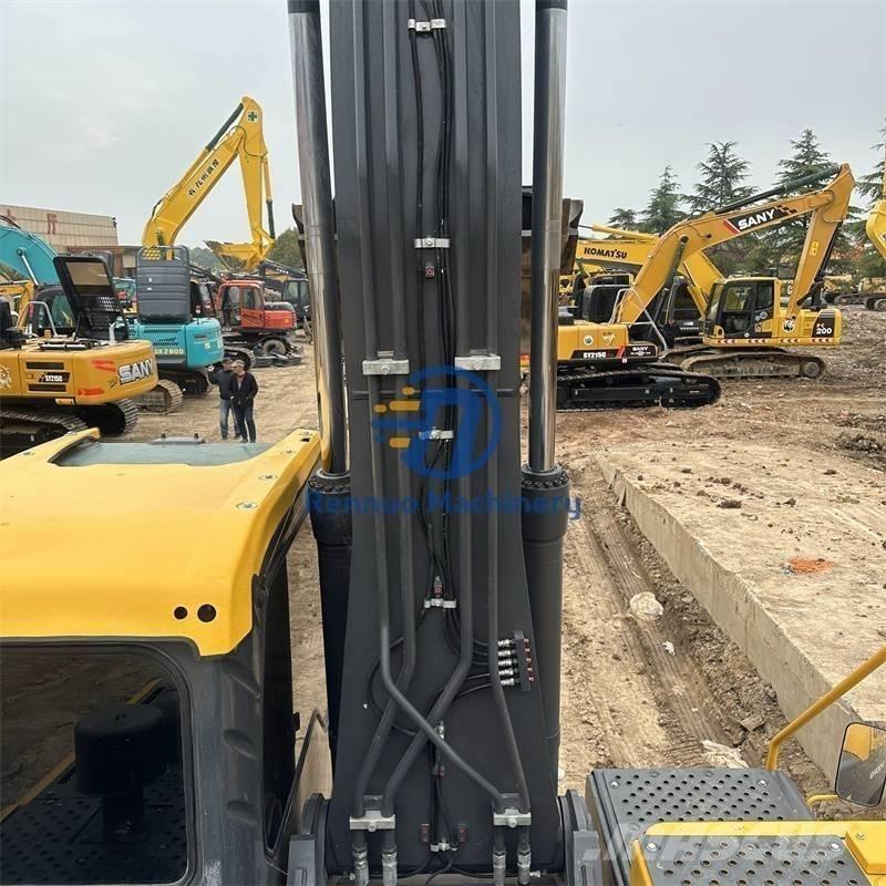 Volvo EC 240 Bageri gusjeničari