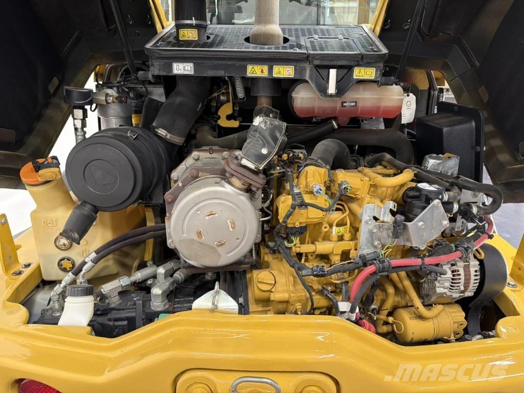 CAT 908M Utovarivači na kotačima