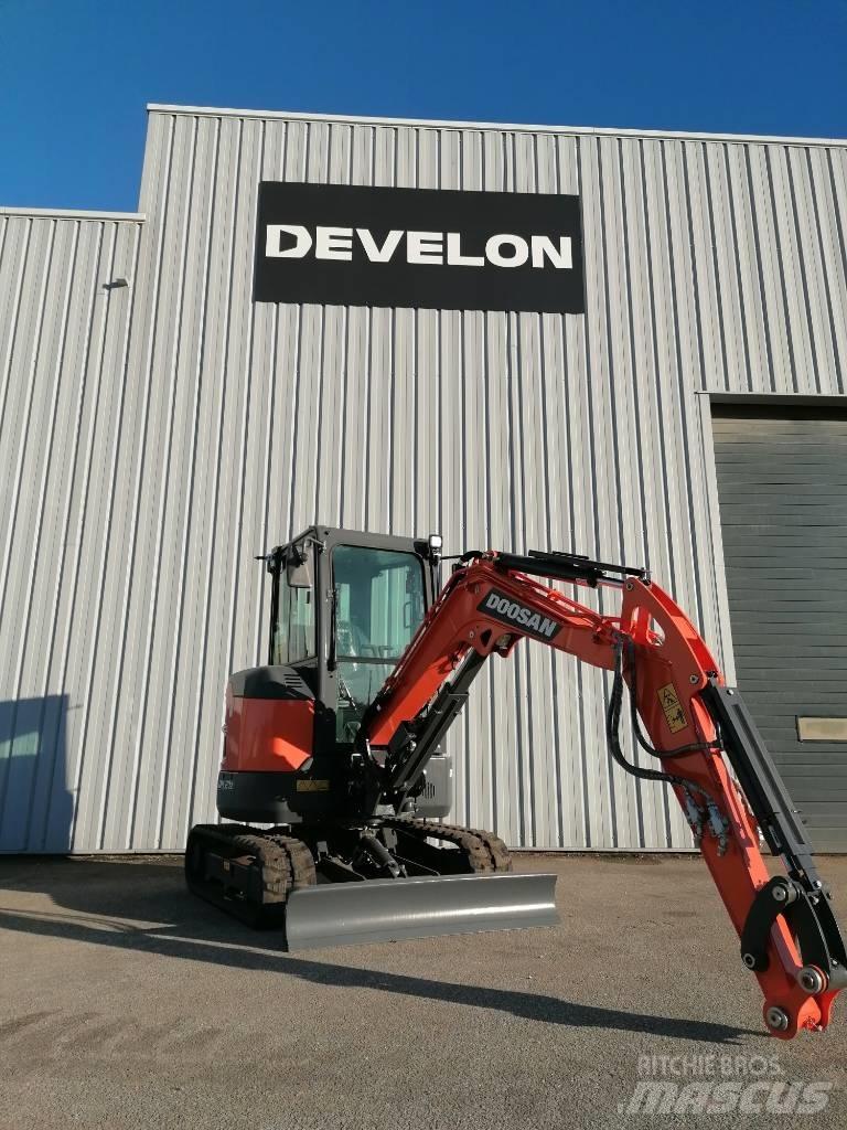 Doosan DX 27 Z Mini bageri <7t