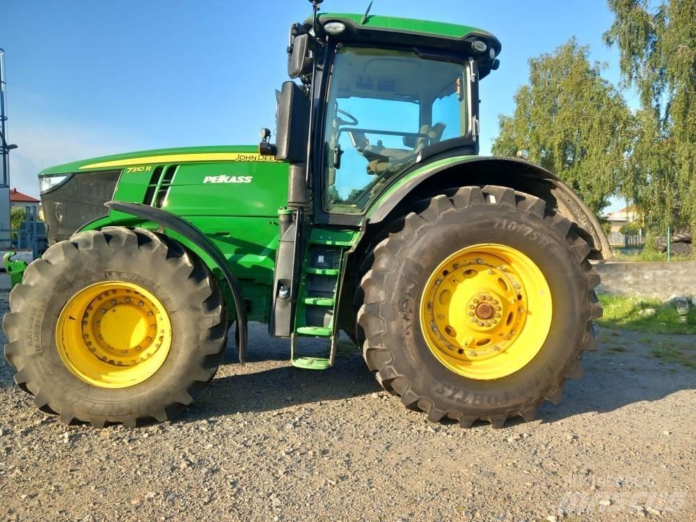 John Deere 7310 R Traktori