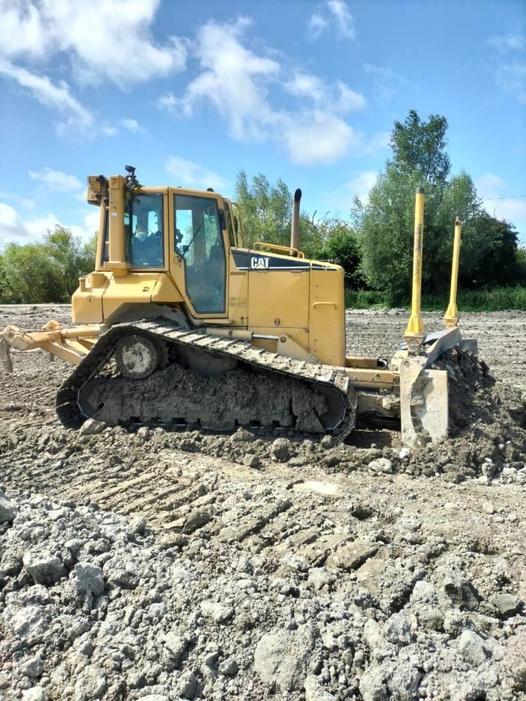 CAT D 5 N LGP Buldožeri gusjeničari