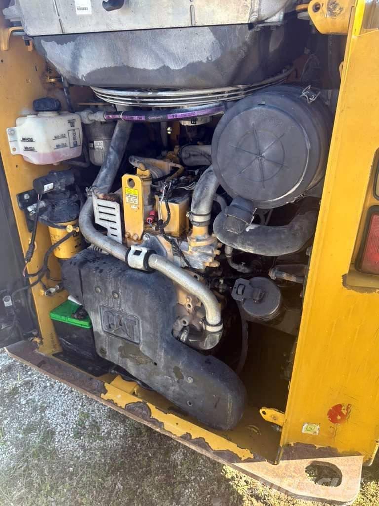 CAT 259 D Skid steer mini utovarivači