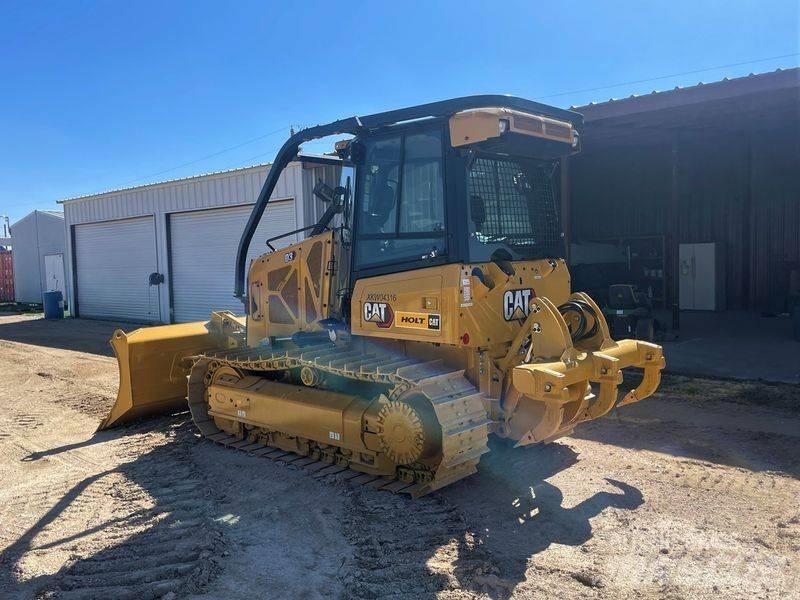 CAT D 3 Buldožeri gusjeničari
