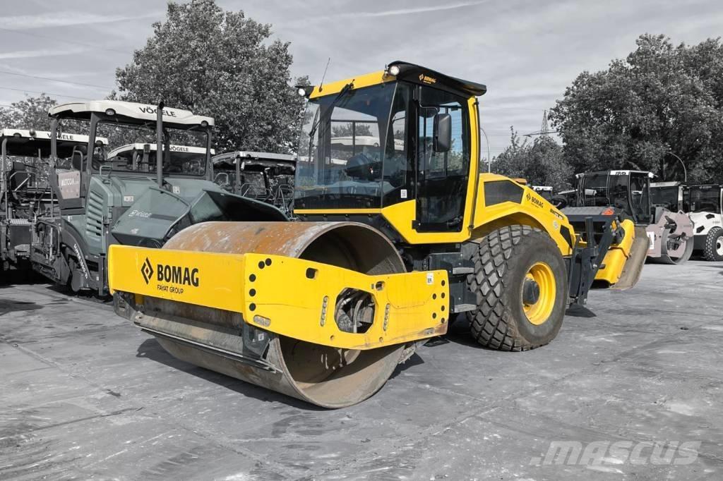 Bomag BW 213 D-5 Valjci sa jednim bubnjem