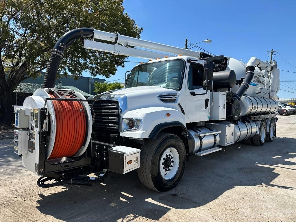 Freightliner 114 SD Kombiji / vakuumski kamioni