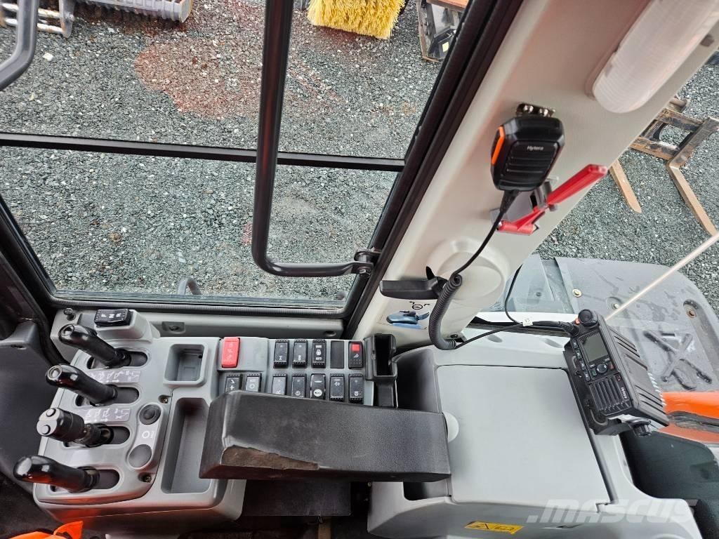 Hitachi ZW 180-6 Utovarivači na kotačima