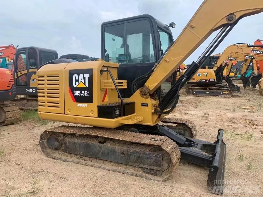 CAT  305.5 Bageri gusjeničari