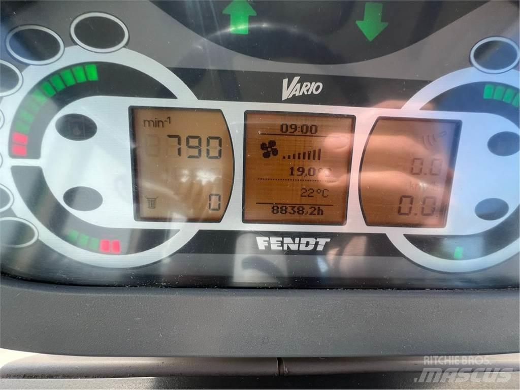 Fendt 828 Vario Traktori