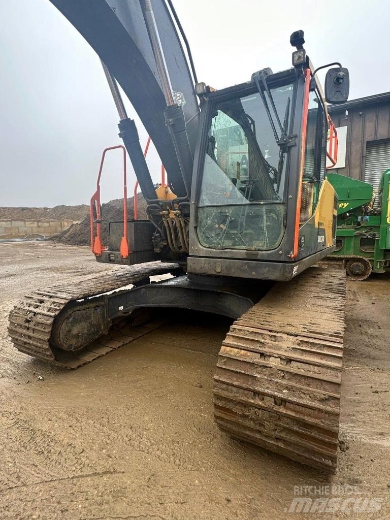 Volvo EC200EL Bageri gusjeničari