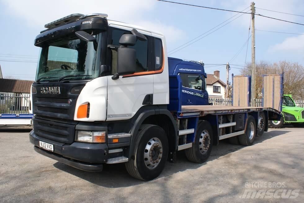 Scania P 360 CB Kamioni s ravnim pločom / vitlom