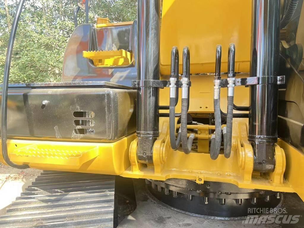CAT 320 D L Bageri gusjeničari