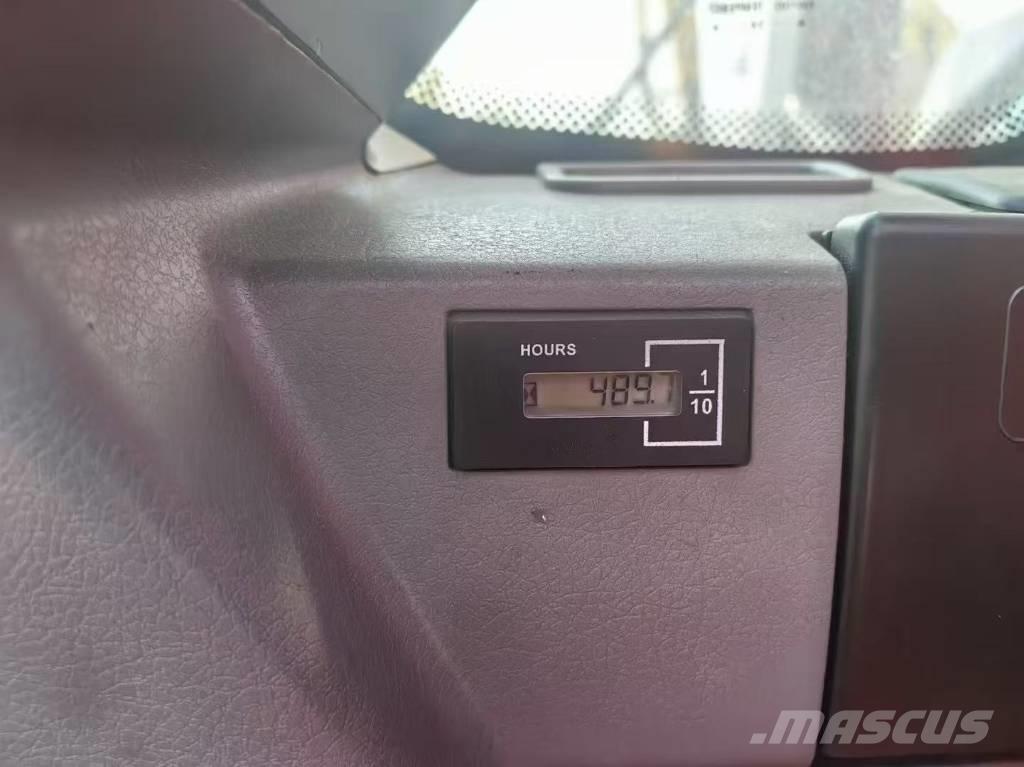 Doosan DX 225 LC Bageri gusjeničari