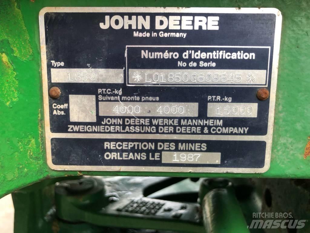 John Deere 1850 Traktori