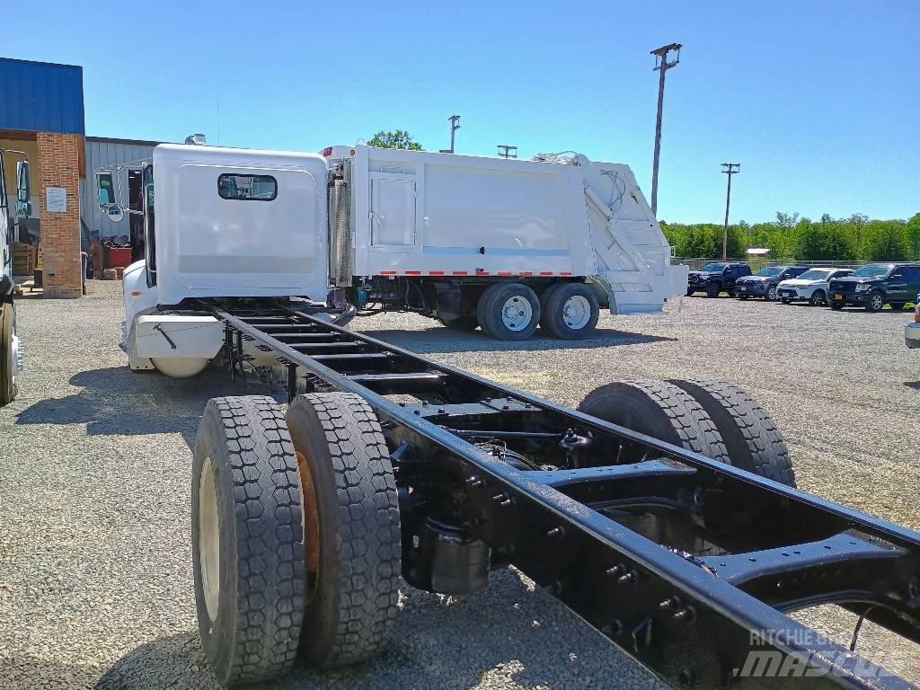 Peterbilt 335 Kamioni za otpad