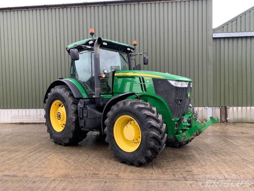 John Deere 7230 R Traktori