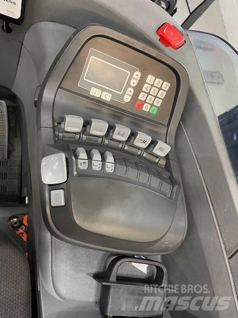 BT RRE 160 Viličari sa pomičnim stupom