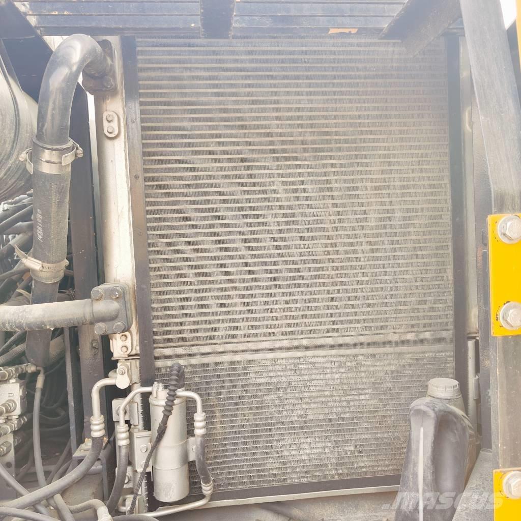 Volvo EC140 Bageri gusjeničari