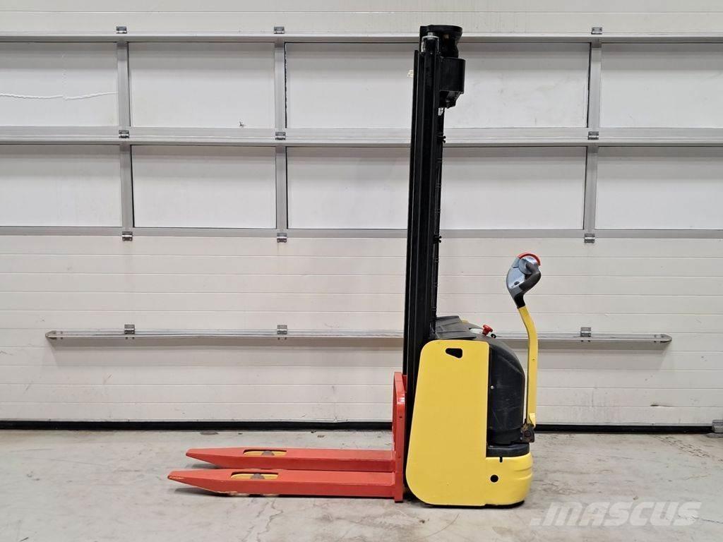 Hyster S1.0 AC Ručni električni viličar