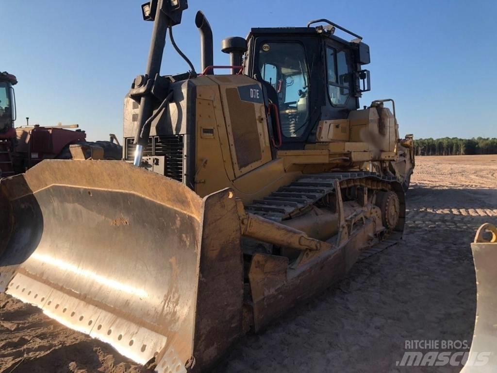 CAT D 7 E Buldožeri gusjeničari