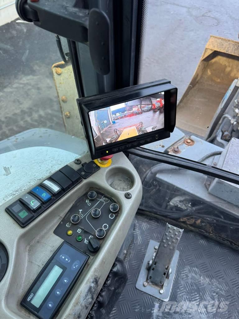 Lännen 8800 E Utovarni rovokopači