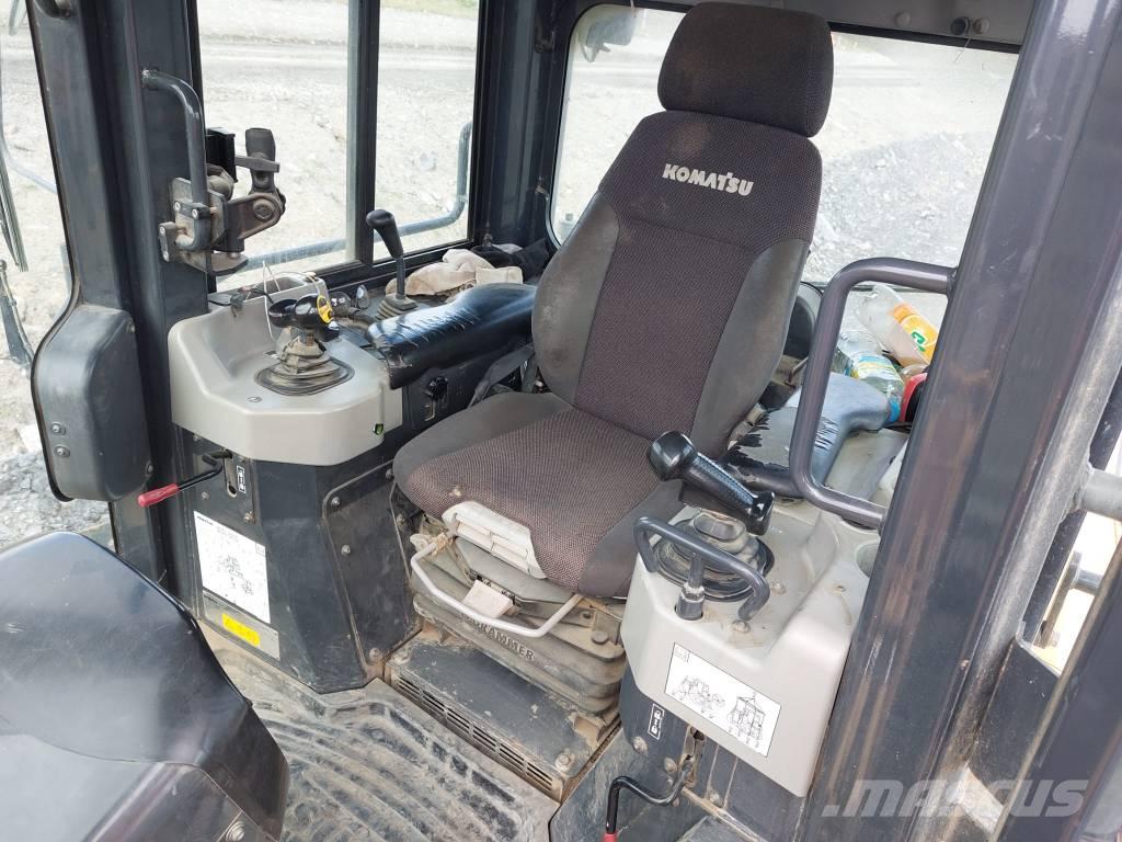 Komatsu D61PX-24 Buldožeri gusjeničari