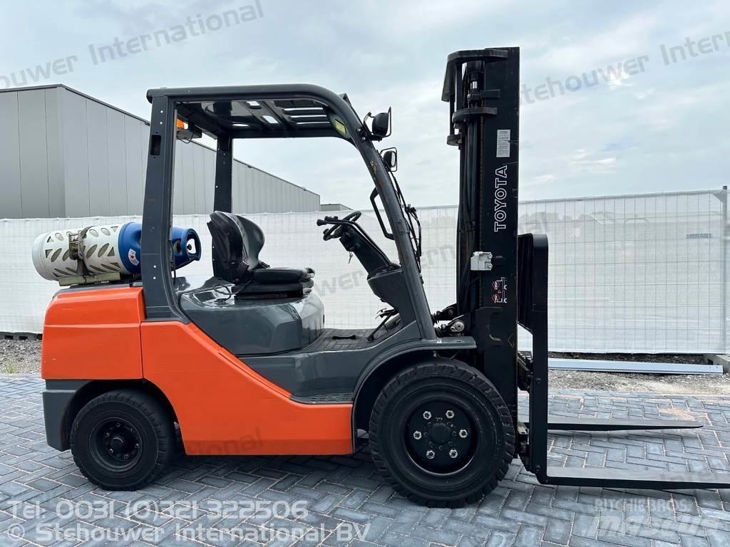Toyota 02-8FGJF35 Plinski viličari