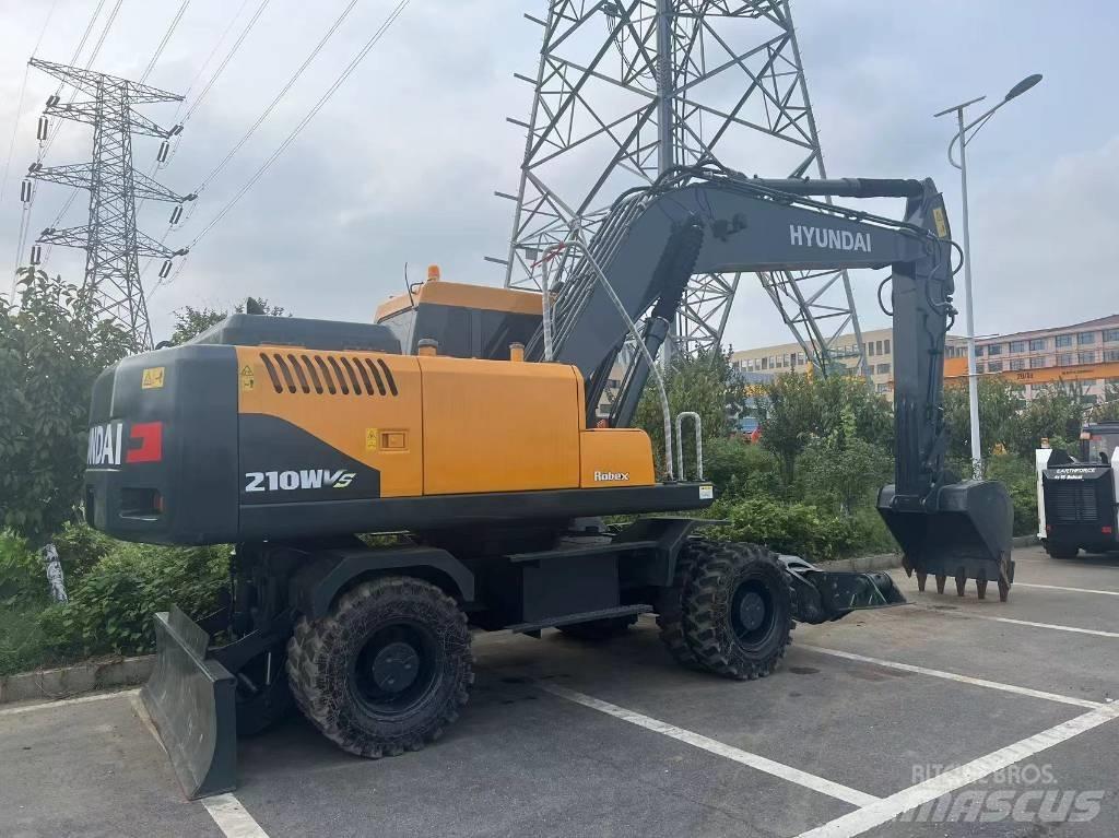 Hyundai 210WVS Bageri na kotačima