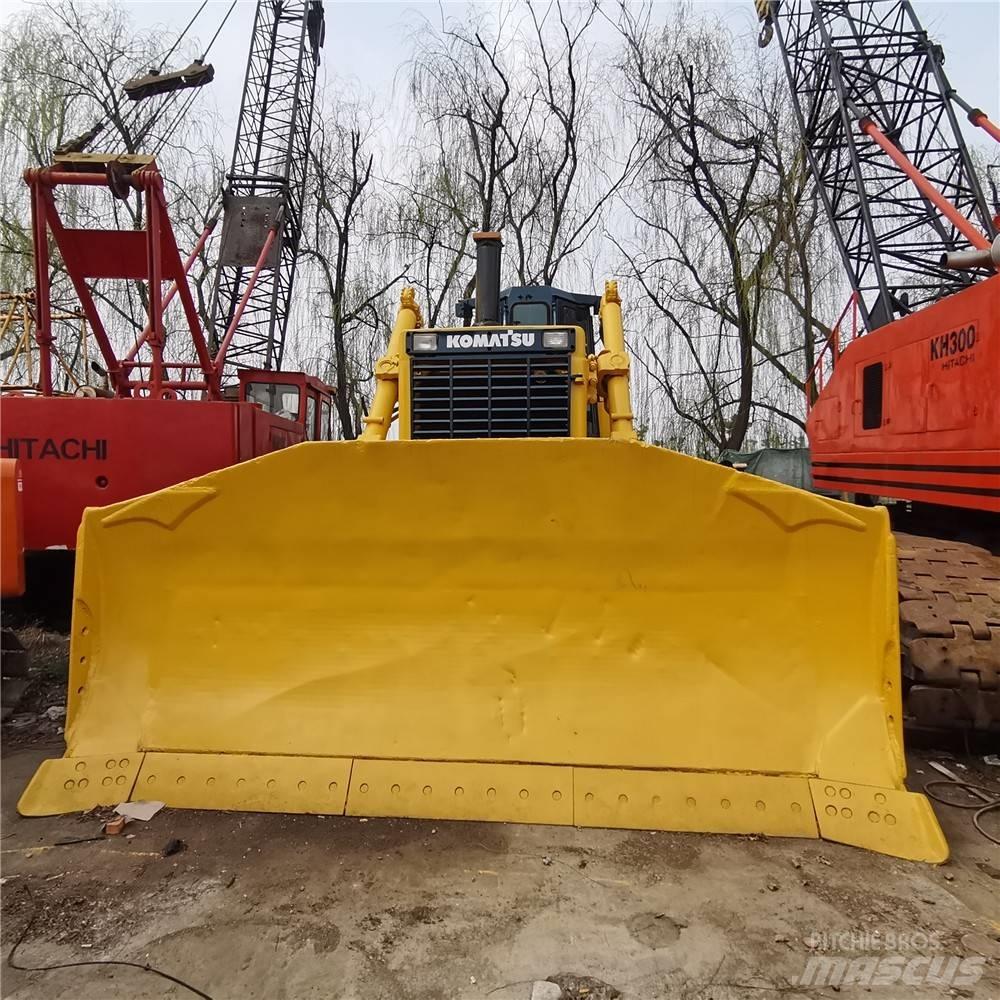 Komatsu d155a-2 Buldožeri gusjeničari