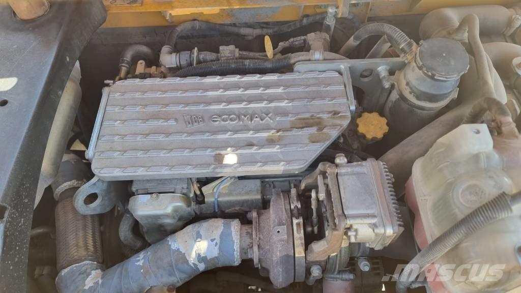 JCB JS 220 Plus Bageri gusjeničari