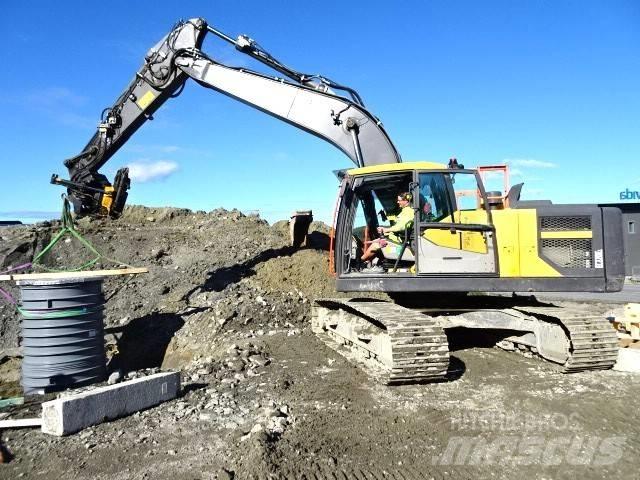 Volvo EC220EL Bageri gusjeničari