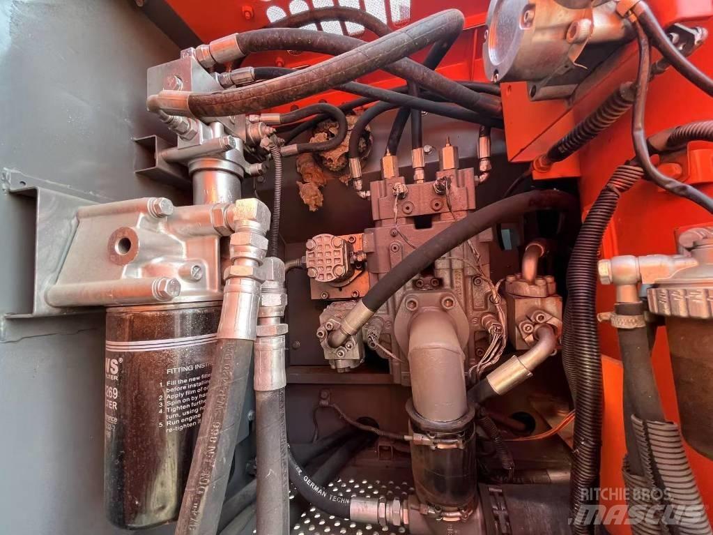 Hitachi ZX 160 Bageri gusjeničari